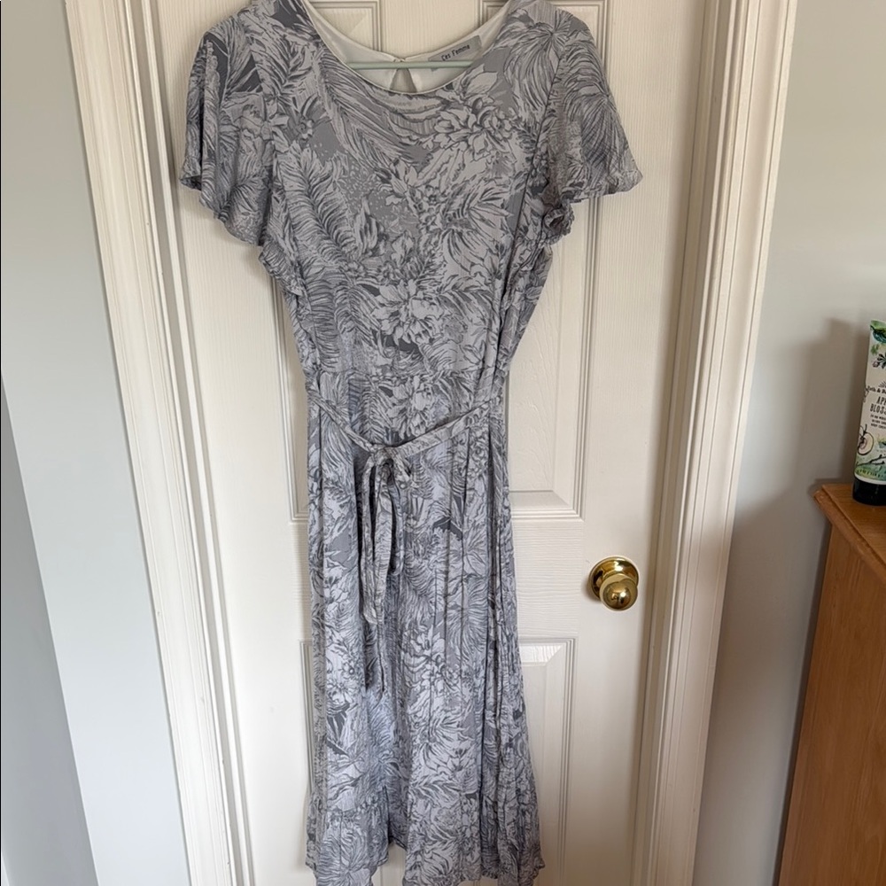 Ces Femme Maternity Floral white and Gray Dress